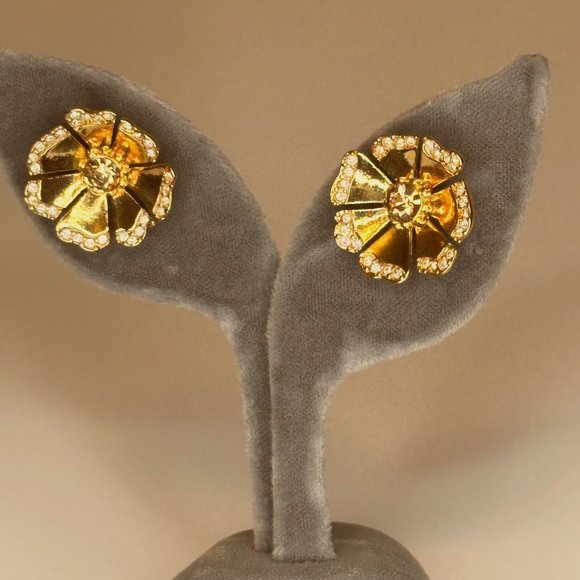 kate spade Jewelry - KATE SPADE  - Garden Grove Gold Pavé Flower Earrings